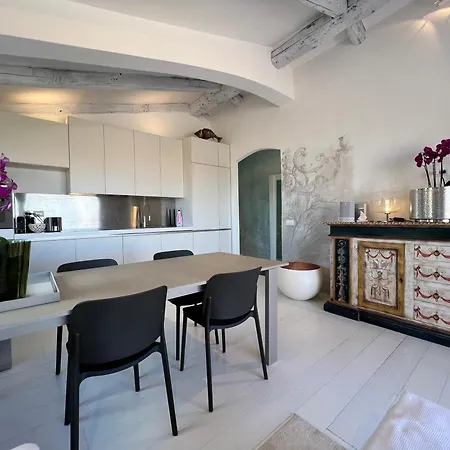 Stylisch Penthouse With Captivating View Lejlighed