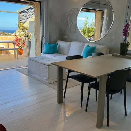 Apartmán Stylisch Penthouse With Captivating View Porto Cervo